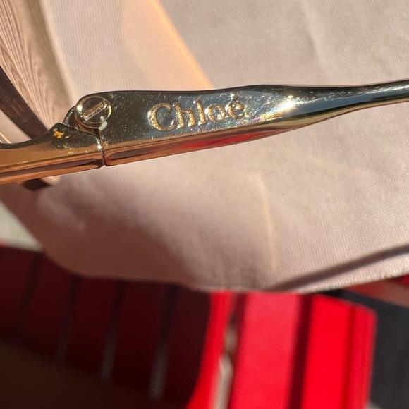 CHLOÉ
Poppy Petite Octagonal
Sunglasses - Picture 8 of 10